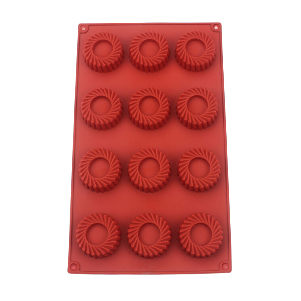 12 Holes Circular Vortex Shape - مراجعة Donut Mold Silicone وسعره