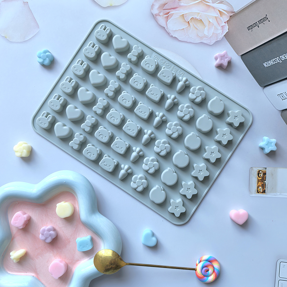 1pc Easter silicone mold mini  - مراجعة Bunny Cake Mold وسعره