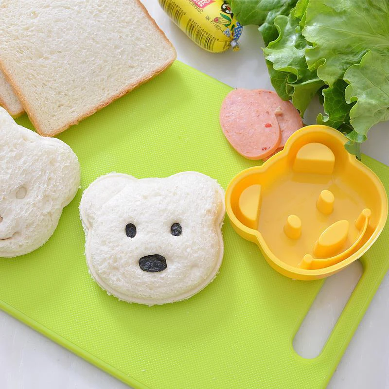 2pcs Sandwich Mould Bear Cat R - مراجعة Bunny Cake Mold وسعره