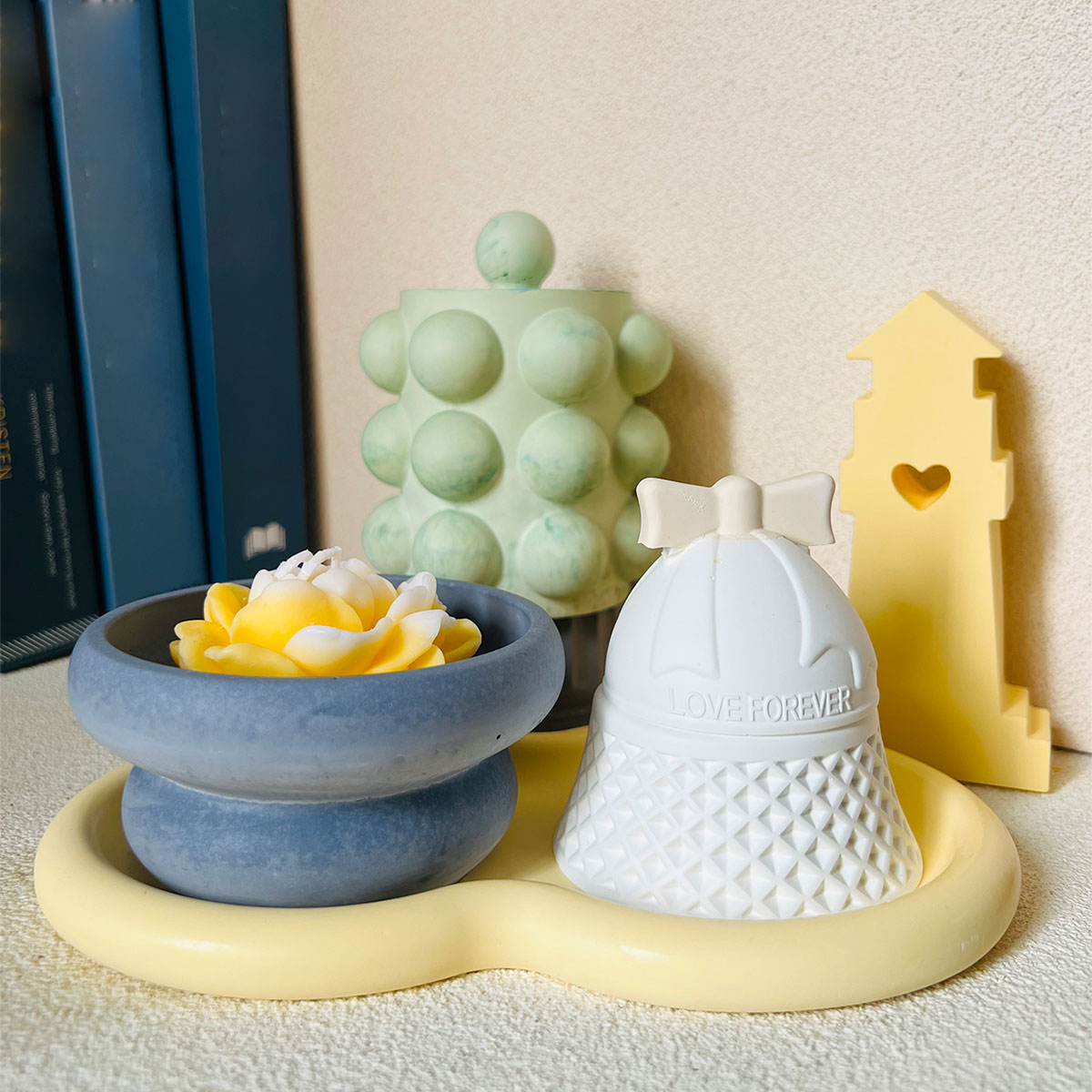 Bubble Jar Candle Vessel Concr - مراجعة Donut Mold Silicone وسعره